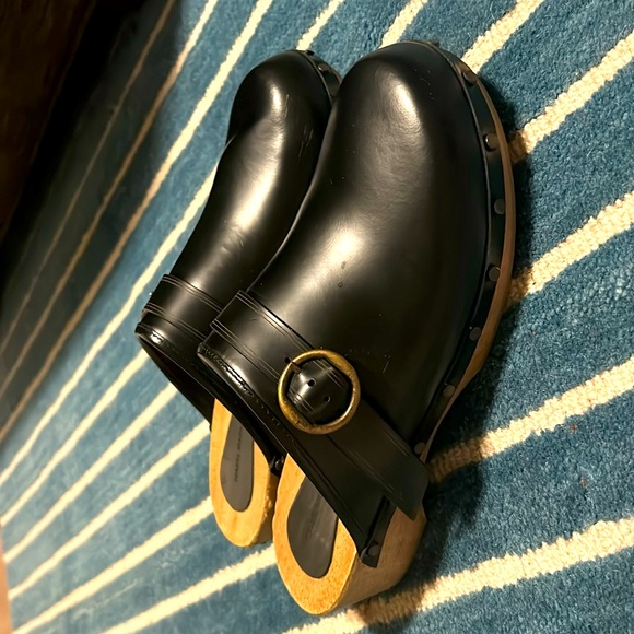 Isabel Marant Thaile leather clogs- great condition! Retail $460. - Picture 3 of 9